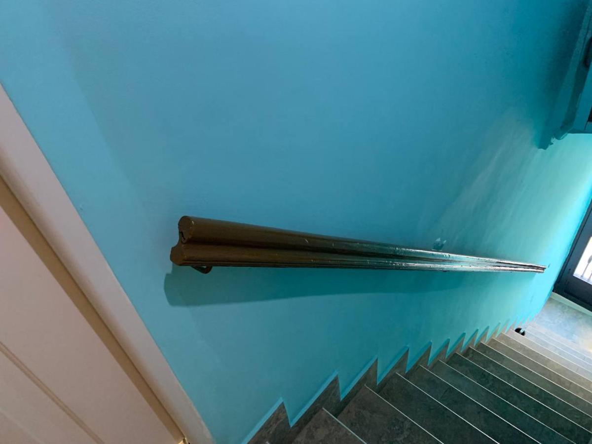 Apartamento Loft In Ehemaligem Fischer Haus Valencia Exterior foto