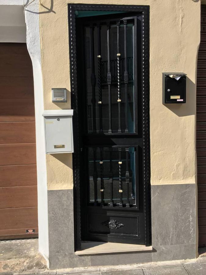 Apartamento Loft In Ehemaligem Fischer Haus Valencia Exterior foto